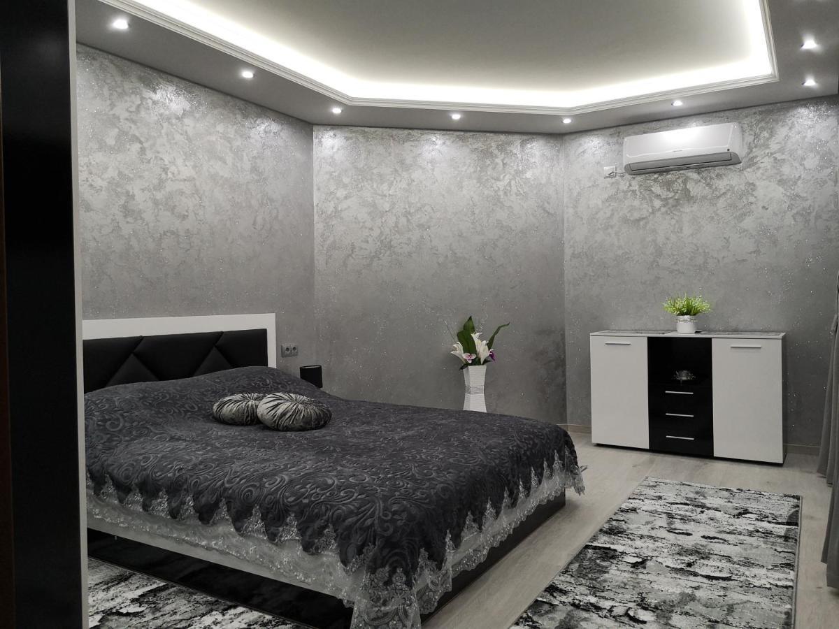 City Apartments - A Brand New Luxury & Comfy 2 Asenovgrad Eksteriør bilde
